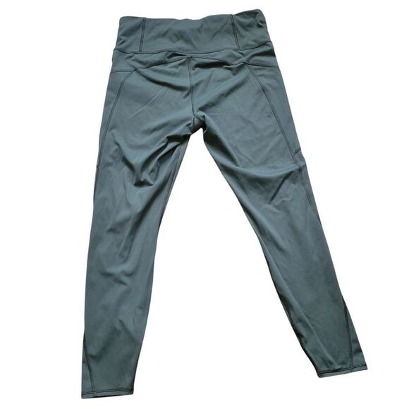 High-Waisted Green Leggings - Picture 7 of 7